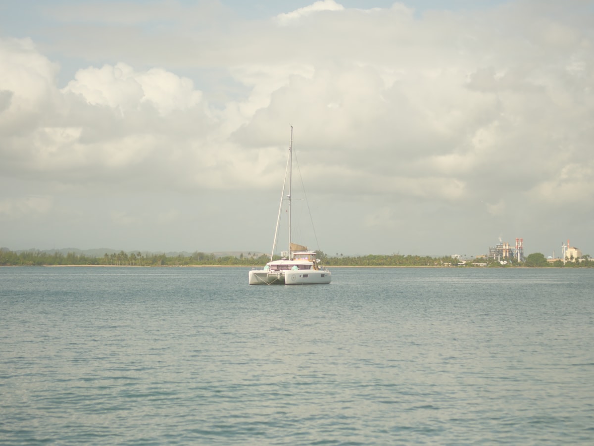 カタマランヨットのセーリングライフ