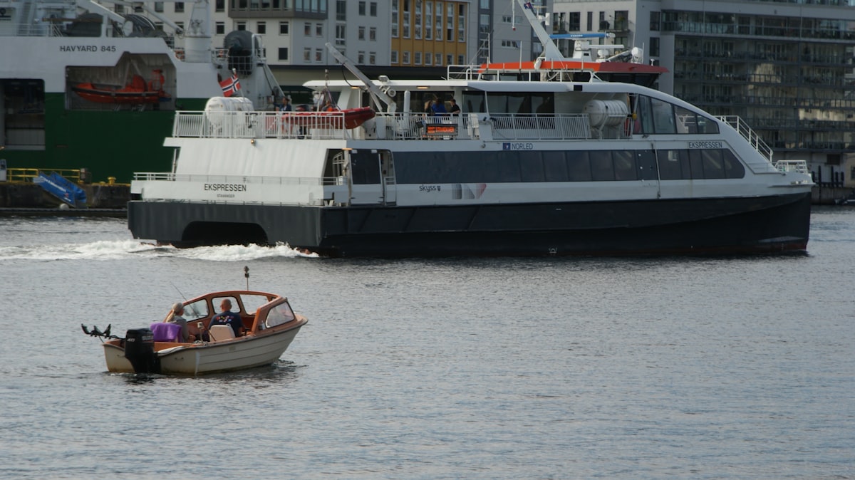 小型クルーザー概要